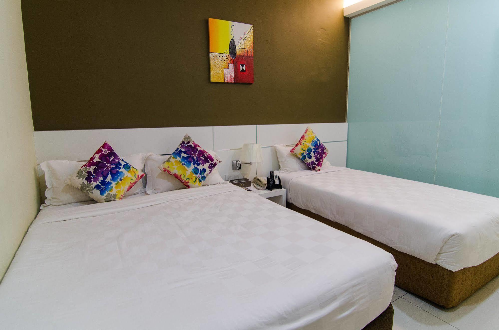 Hotel Mornington Bukit Permata Lumut Exterior photo